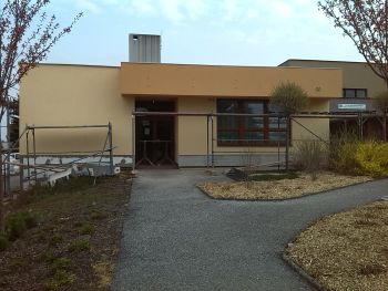 Zateplení budovy č.p. 99 v Českých Heřmanicích s pořízením nízkoemisního spalova